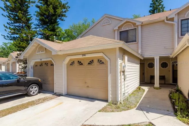 MLS: O5854623 Condo For Sale