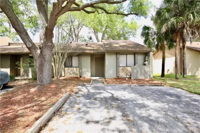 MLS: O5855566 Condo For Sale