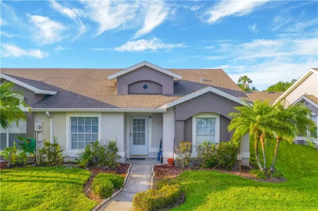 MLS: O5856083 Condo For Sale