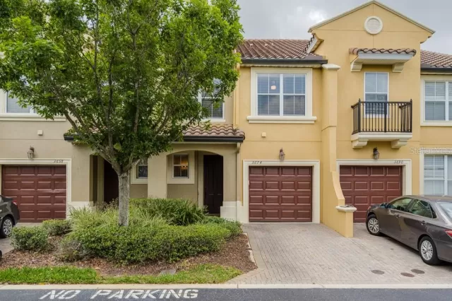 MLS: O5857269 Condo For Sale