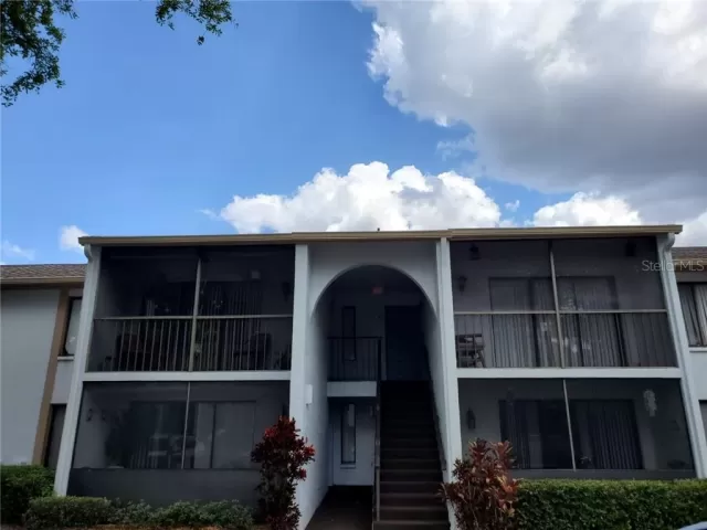 MLS: O5857500 Condo For Sale