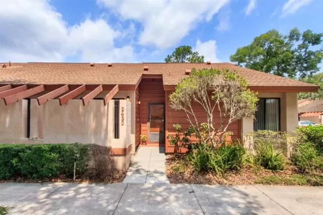 MLS: O5857531 Condo For Sale