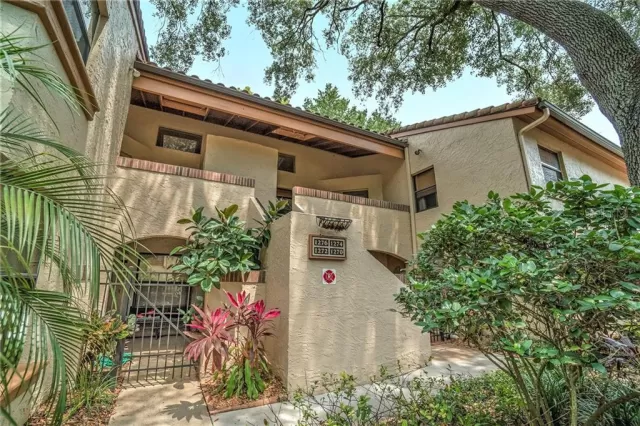 MLS: O5858007 Condo For Sale