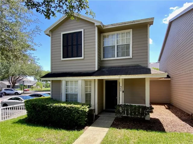 MLS: O5858589 Condo For Sale