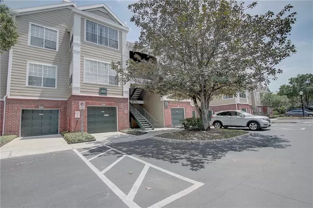 MLS: O5859961 Condo For Sale