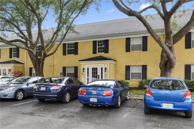 MLS: O5860526 Condo For Sale