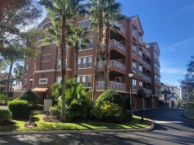 MLS: O5861015 Condo For Sale