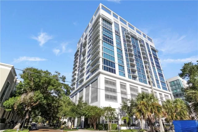 MLS: O5861148 Condo For Sale