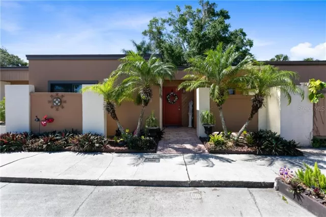 MLS: O5861298 Condo For Sale