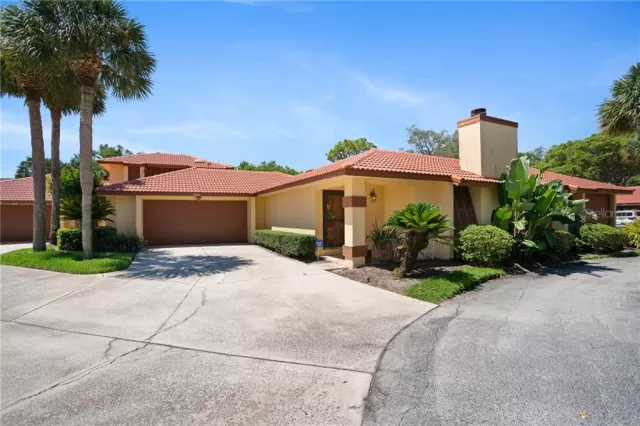 MLS: O5861342 Condo For Sale