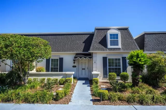 MLS: O5861716 Condo For Sale