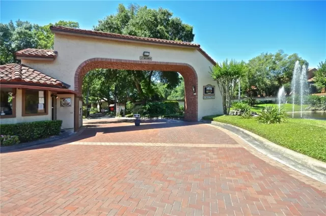 MLS: O5861811 Condo For Sale