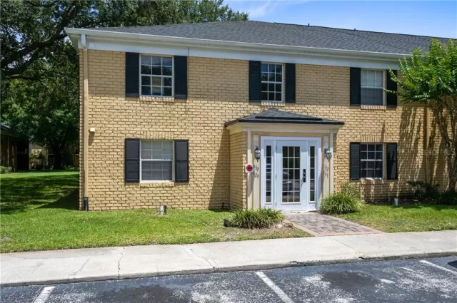 MLS: O5862446 Condo For Sale