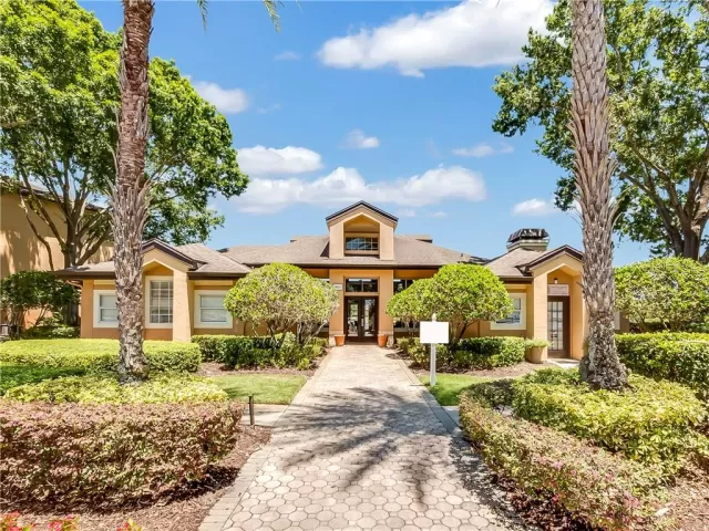 MLS: O5863104 Condo For Sale