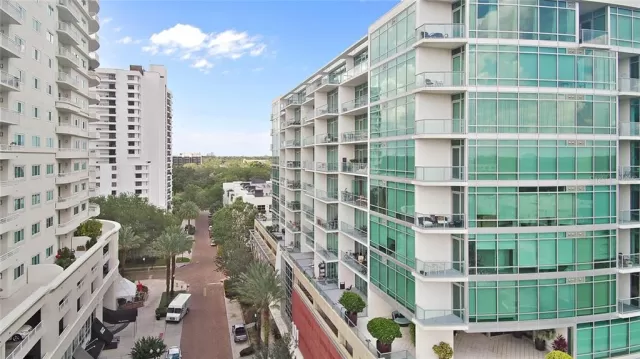 MLS: O5863314 Condo For Sale