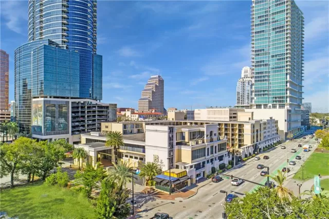 MLS: O5864019 Condo For Sale