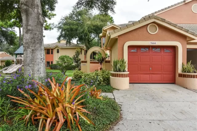 MLS: O5864228 Condo For Sale