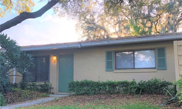 MLS: O5864289 Condo For Sale