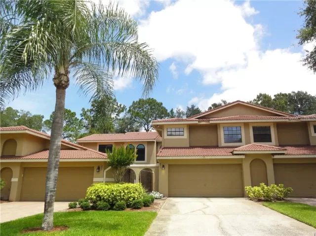 MLS: O5865018 Condo For Sale