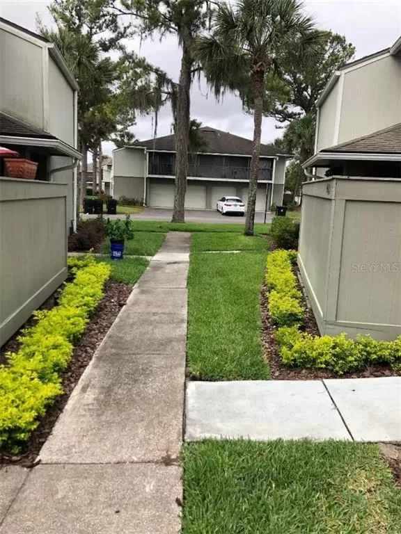 MLS: O5865130 Condo For Sale