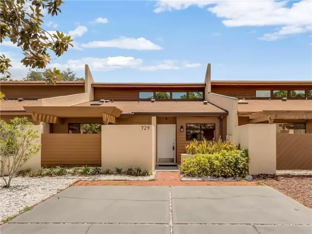 MLS: O5865435 Condo For Sale