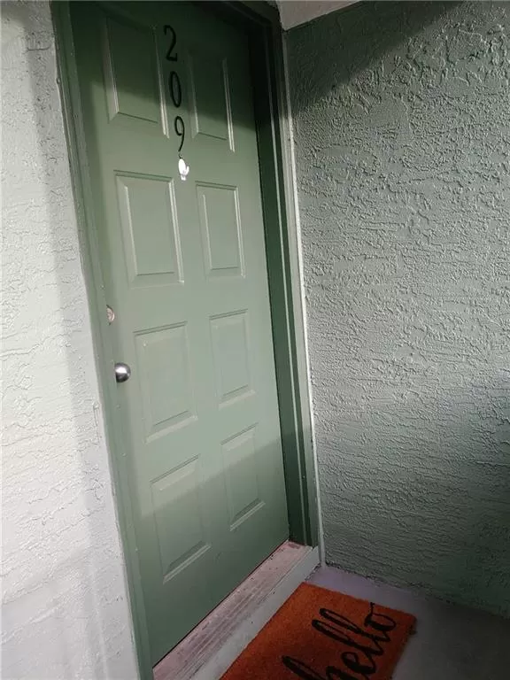 MLS: O5865457 Condo For Sale