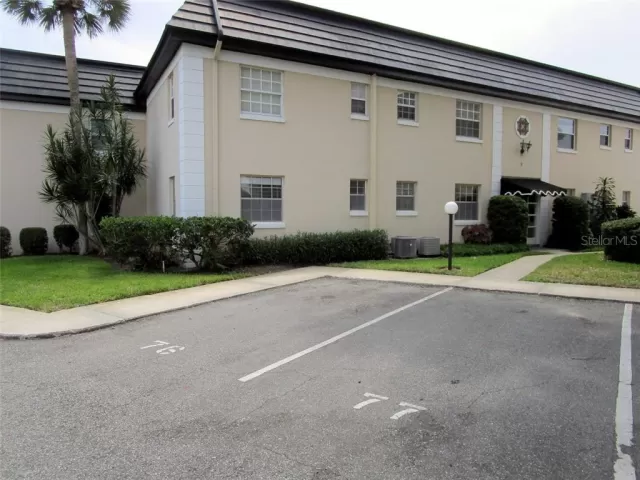 MLS: O5867150 Condo For Sale