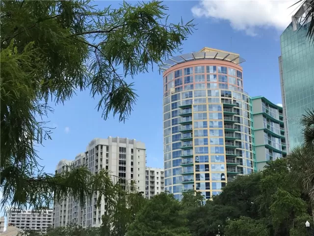 MLS: O5867820 Condo For Sale