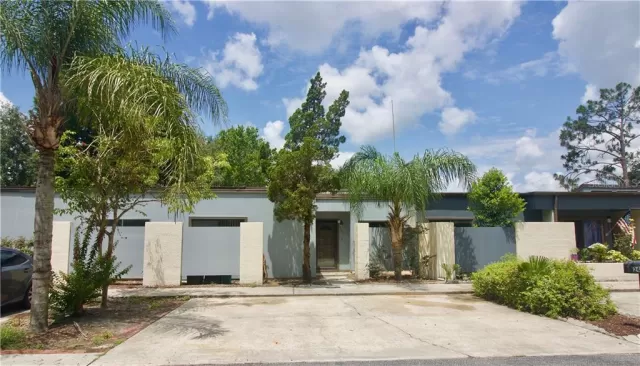 MLS: O5867992 Condo For Sale