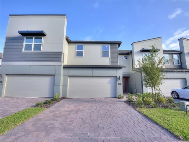 MLS: O5869065 Condo For Sale