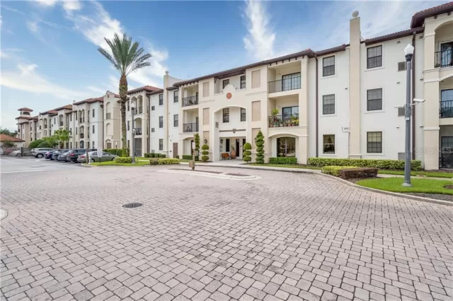 MLS: O5869334 Condo For Sale