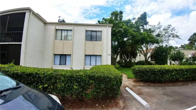 MLS: O5869904 Condo For Sale