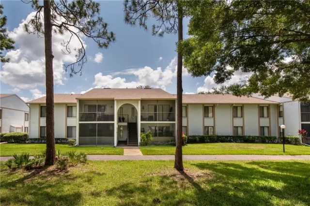 MLS: O5870002 Condo For Sale