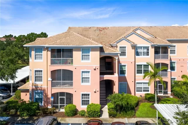 MLS: O5870411 Condo For Sale