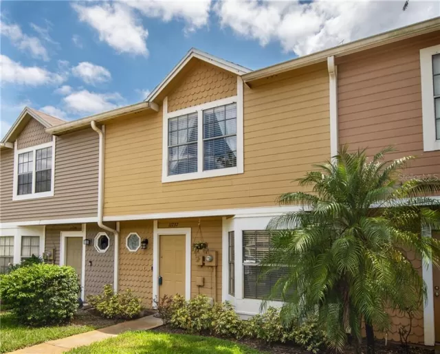 MLS: O5870979 Condo For Sale