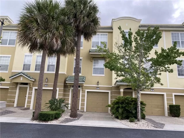 MLS: O5871034 Condo For Sale