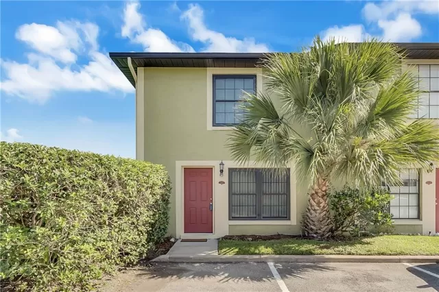 MLS: O5871191 Condo For Sale