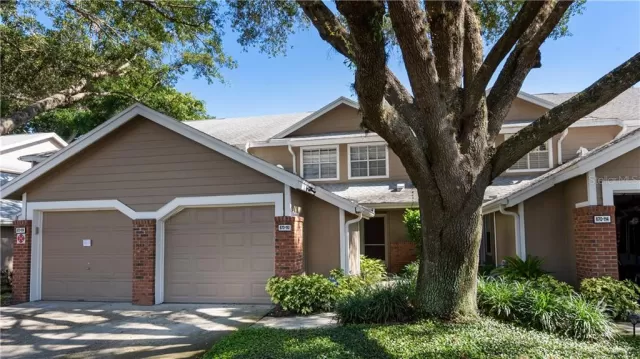 MLS: O5873305 Condo For Sale