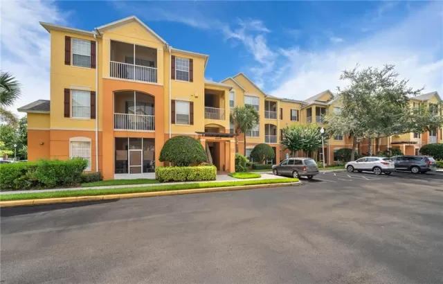 MLS: O5873979 Condo For Sale