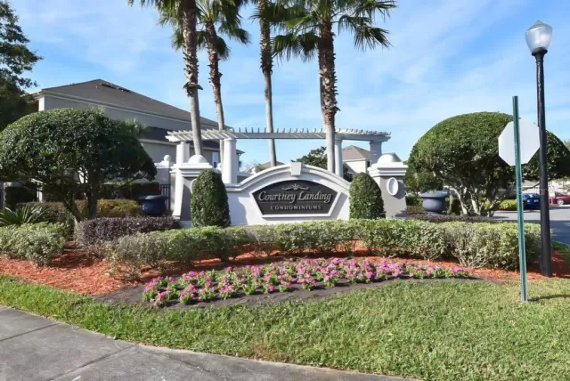 MLS: O5874134 Condo For Sale