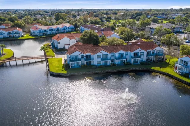 MLS: O5874593 Condo For Sale