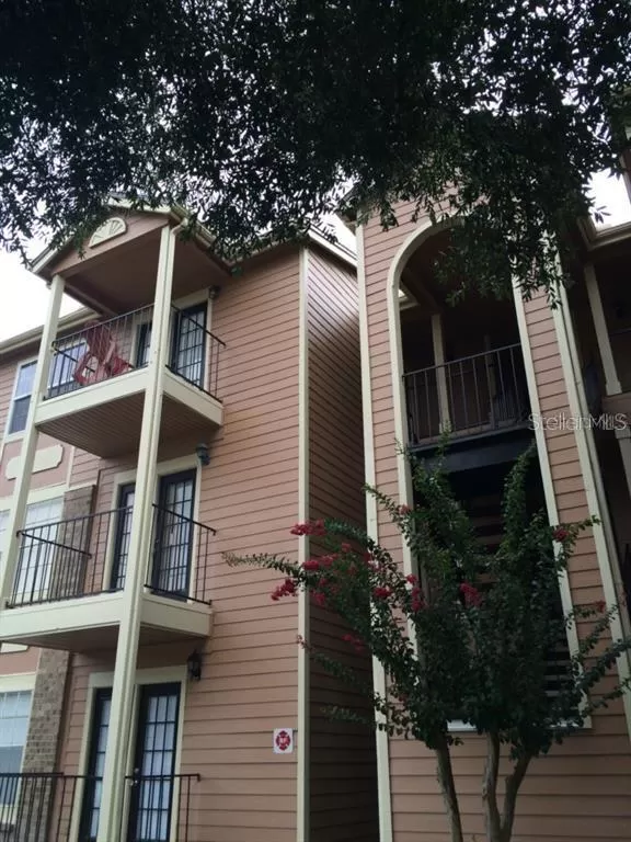 MLS: O5876044 Condo For Sale