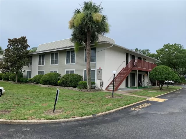 MLS: O5877121 Condo For Sale