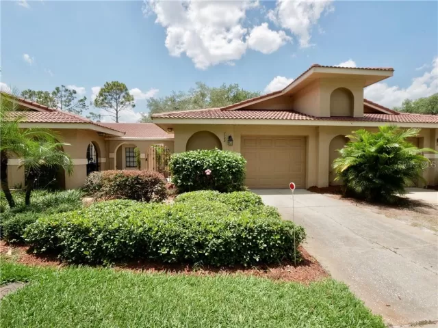 MLS: O5877784 Condo For Sale