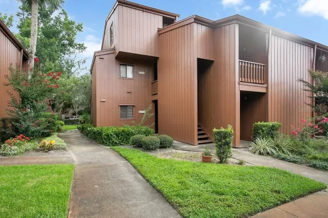 MLS: O5878246 Condo For Sale