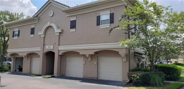 MLS: O5878506 Condo For Sale