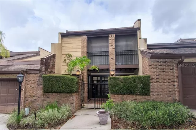 MLS: O5879199 Condo For Sale