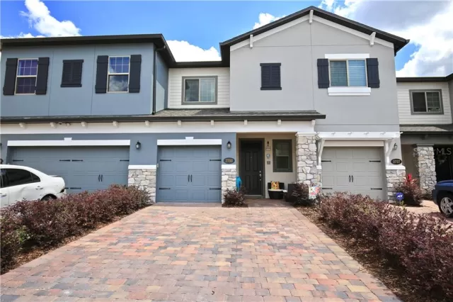 MLS: O5880122 Condo For Sale