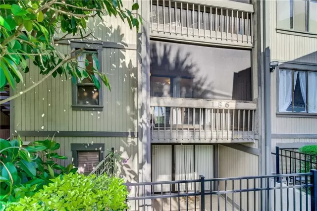 MLS: O5880189 Condo For Sale