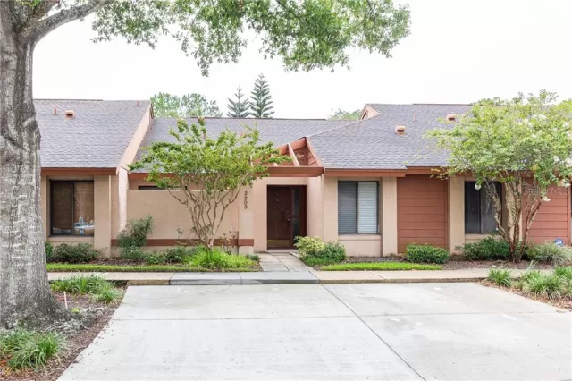 MLS: O5880269 Condo For Sale